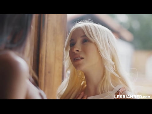 ❤️ D'Meedche kënnt e puer Méint méi spéit heem a schléisst op d'Stiefmamm hir Muschi iessen ❤ Fuckvideo op lb.rassadakubani.ru ❌️❤