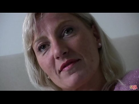 ❤️ D'Mamm, déi mir all gefuckt hunn ... Dame, behuelen Iech! ❤ Fuckvideo op lb.rassadakubani.ru ❌️❤